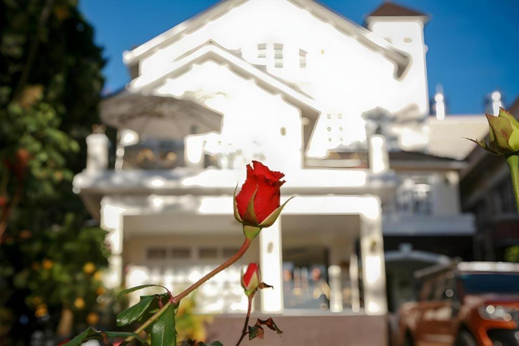 Hoa Sen Vang Hotel Dalat Extérieur photo